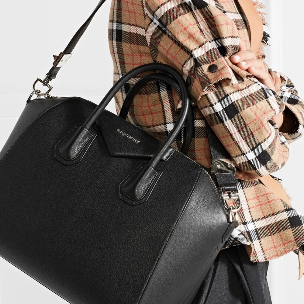 Givenchy Python Antigona Purse - image 8